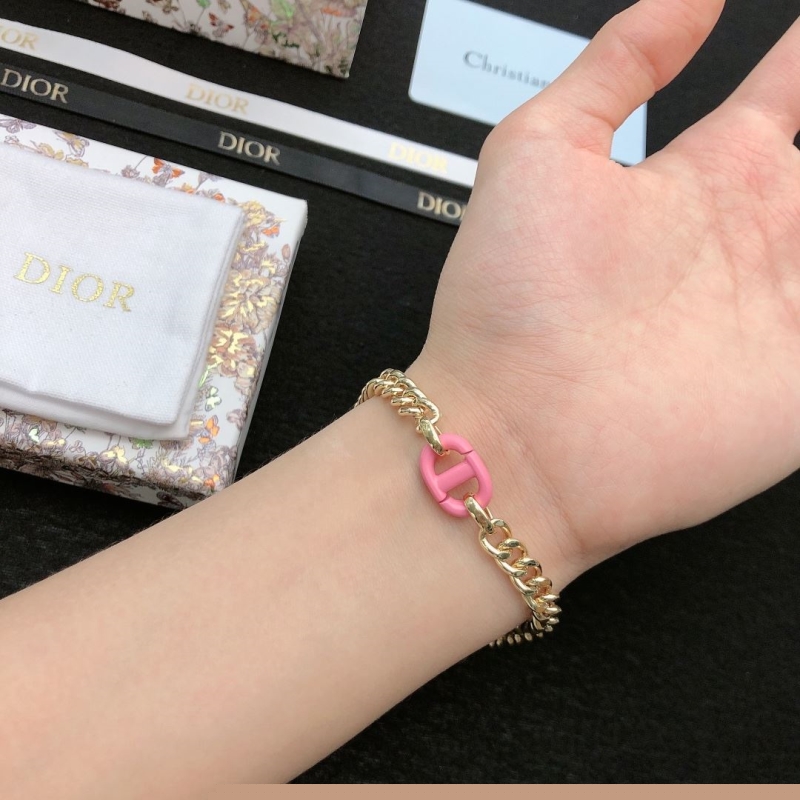 ch**an D*or bracelets